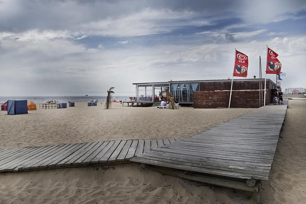 Отель Vrs - Low Cost Beach Boat Леса-да-Палмейра Экстерьер фото